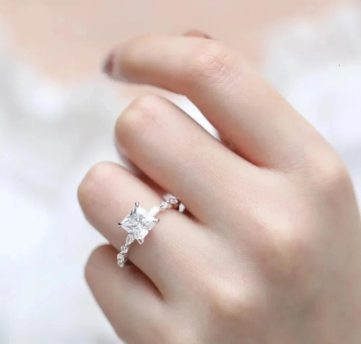 2 CT Princess Cut Engagement Ring
