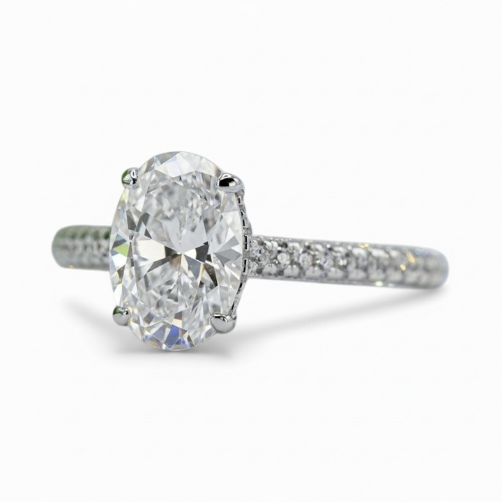 Oval Cut Engagement Ring