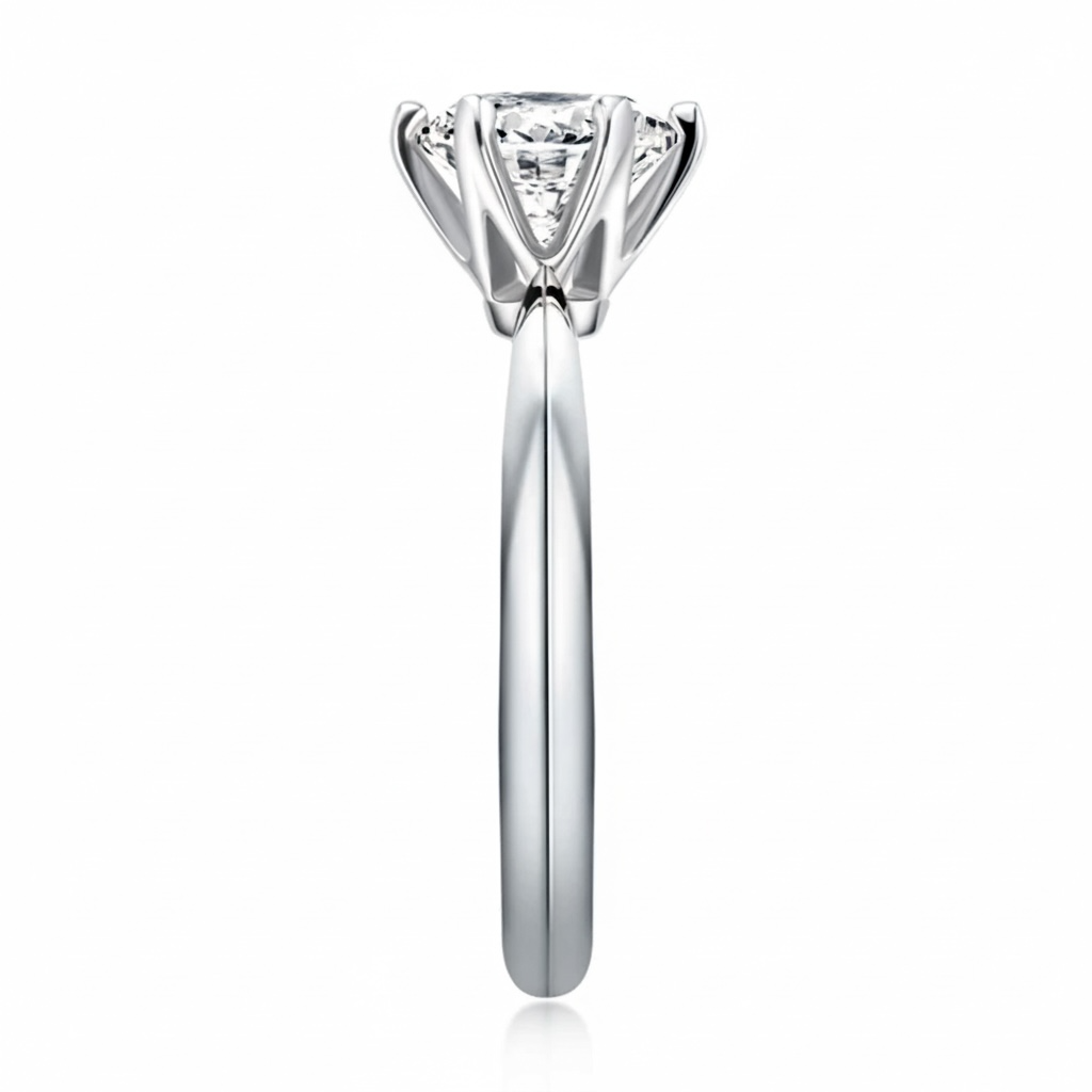 Round Cut Engagement Ring